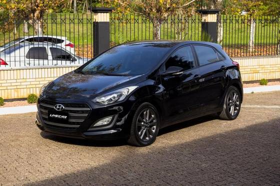 HYUNDAI I30 1.8 MPI 16V GASOLINA 4P AUTOMATICO HYUNDAI I30 1.8 MPI 16V GASOLINA 4P AUTOMATICO